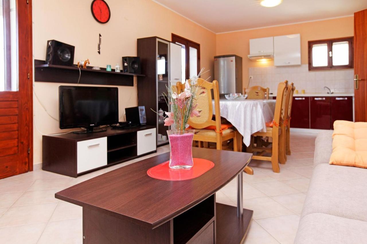 Villa Olive'S Garden House Vela Luka Exterior foto
