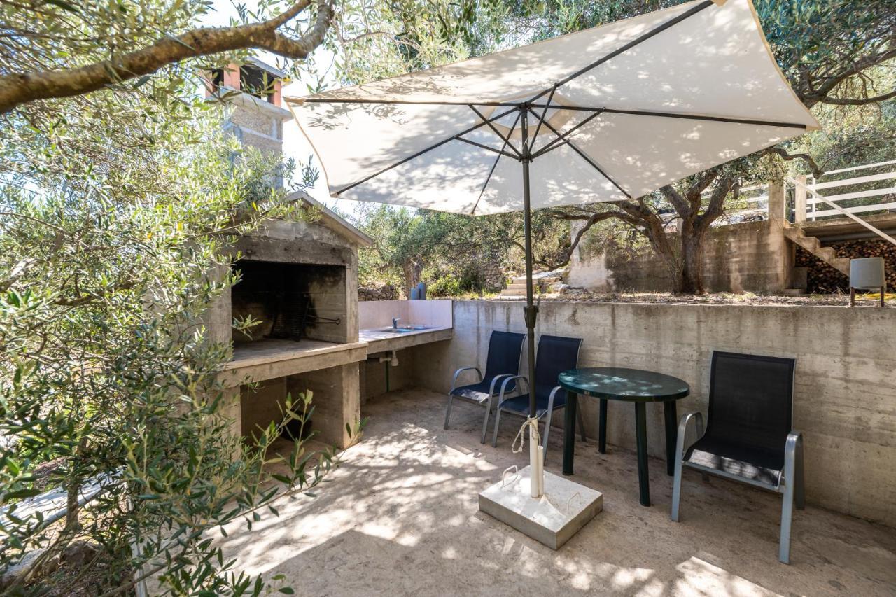 Villa Olive'S Garden House Vela Luka Exterior foto